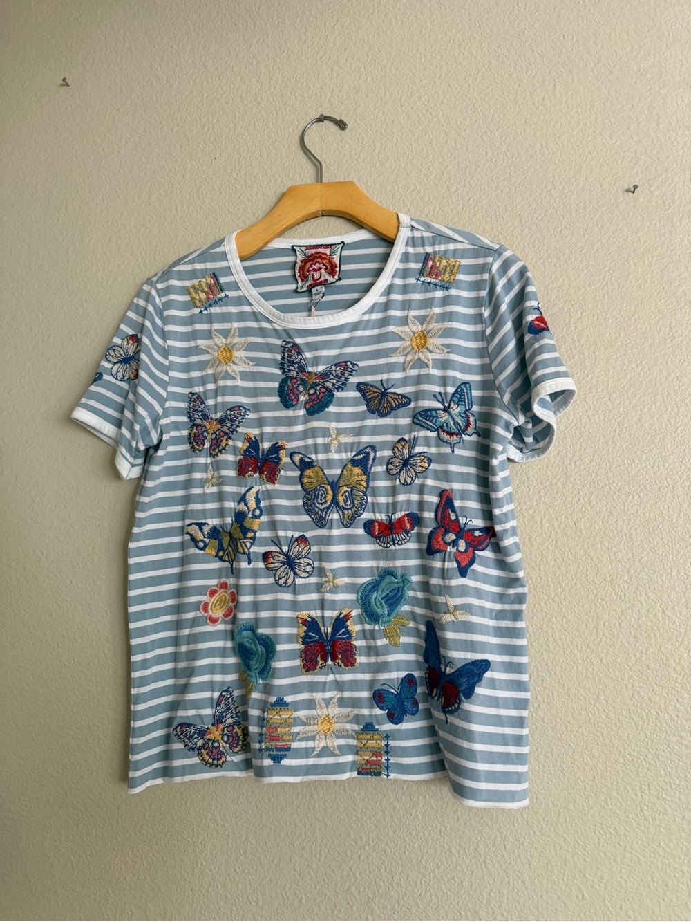 Johnny Was Vanny Contrast Binding T-Shirt White Blue Stripe Butterfly Small NWT